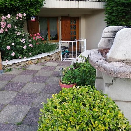 Appartement Type F2 Proche Paris 25 Km Andilly  Luaran gambar