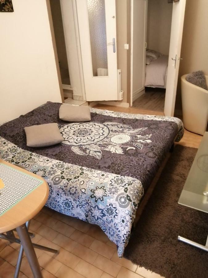 Appartement Type F2 Proche Paris 25 Km Andilly  Luaran gambar
