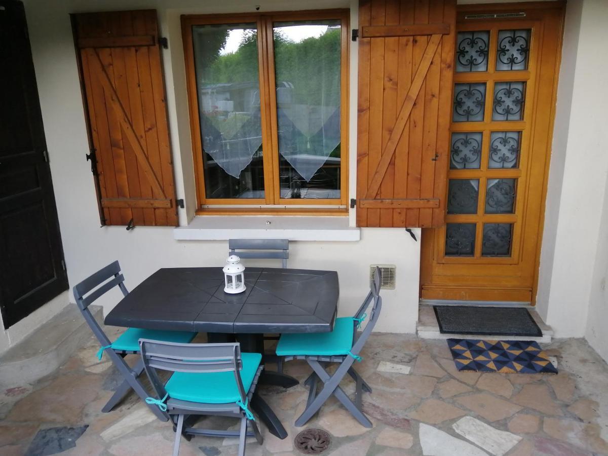 Appartement Type F2 Proche Paris 25 Km Andilly  Luaran gambar